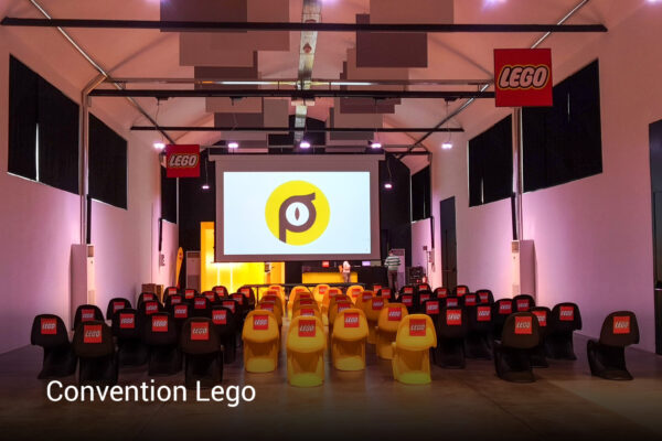 Convention Lego